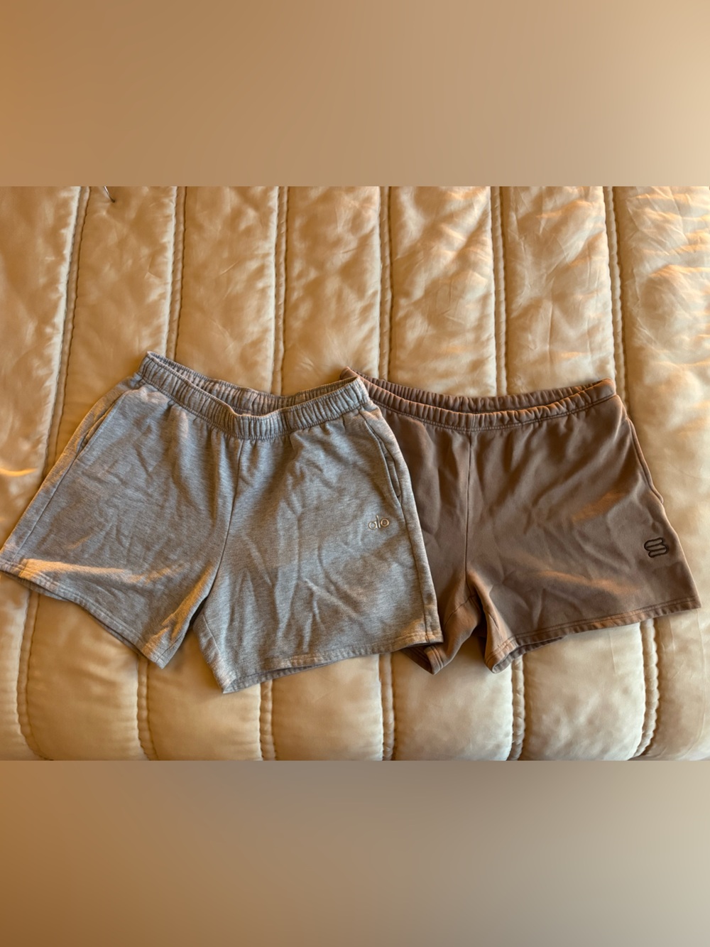 Womenβs lounge shorts pair